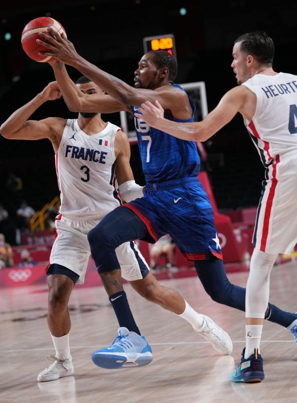 家对新英雄 家对新英雄